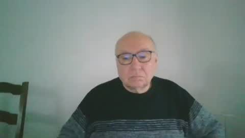 Snapshot of fra94 chatting on January 21, 2:05 pm fra94 online show from January 21, 2:05 pm