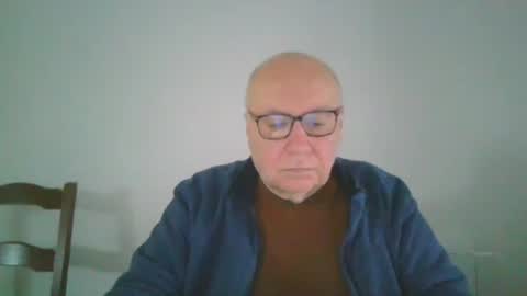 Snapshot of fra94 chatting on January 16, 2:30 pm fra94 online show from January 16, 2:30 pm