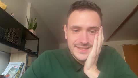 Snapshot of fraisetagada359 chatting on November 1, 8:46 am fraisetagada359 online show from November 1, 8:46 am