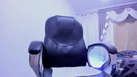 Fran online show from December 17, 3:46 am