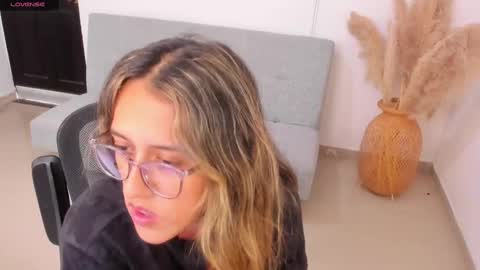 Francesca online show from March 9, 7:48 pm