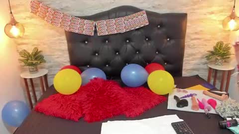          online show from June 23, 2:52 am