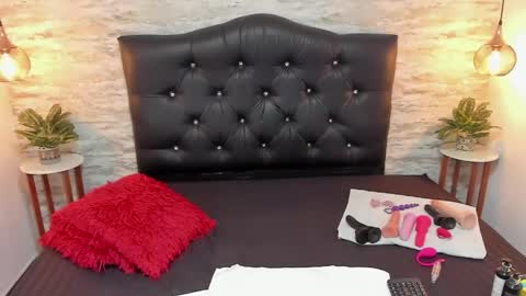          online show from June 5, 2:51 am