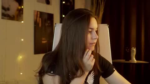 Francesca online show from June 19, 1:06 pm