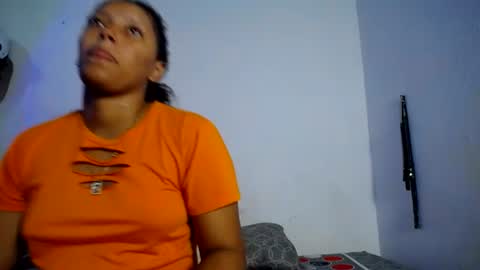 francihot4 online show from June 17, 1:54 am