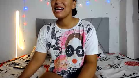 francihot4 online show from March 6, 3:16 am