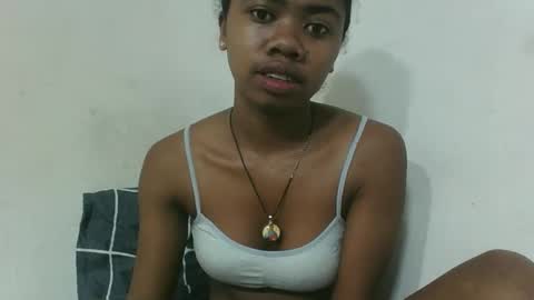 Snapshot of francinealdy chatting on October 20, 3:22 am francinealdy online show from October 20, 3:22 am