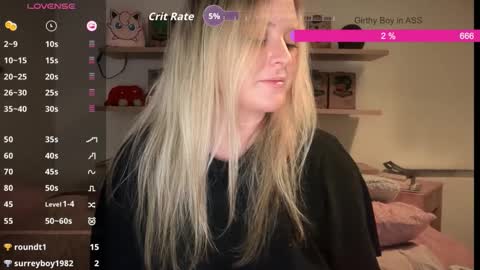 Snapshot of francis_digby chatting on October 3, 5:32 pm Francis Digby online show from October 3, 5:32 pm