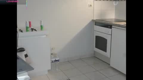 yogapants online show from September 27, 5:05 am