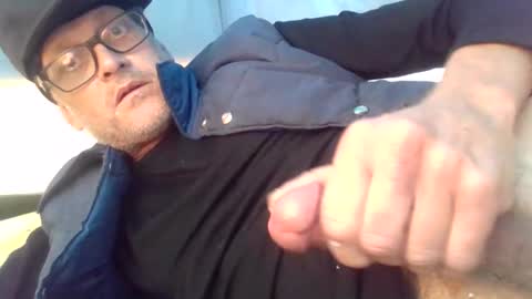 Jon Reremey online show from November 1, 6:40 pm