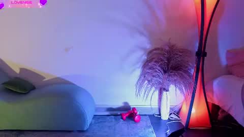 Fransheska online show from June 9, 11:43 am