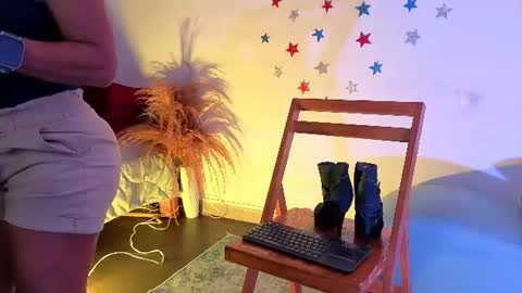 Fransheska online show from July 17, 11:45 am