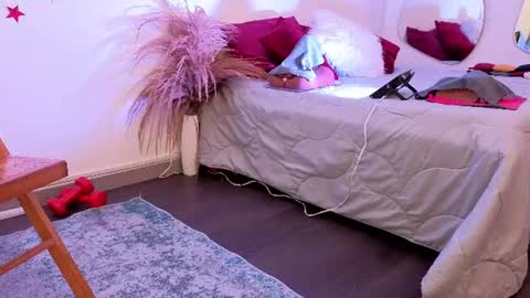 Fransheska online show from July 19, 11:57 am