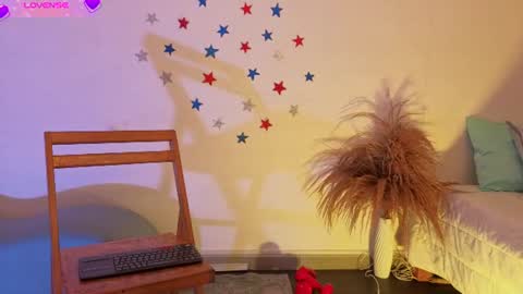 Fransheska online show from July 9, 11:47 am