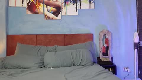 I am franzeva  online show from March 7, 9:31 am