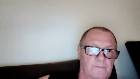 Wolfi online show from July 12, 5:21 am