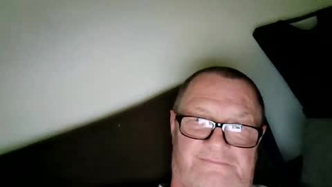Wolfi online show from June 1, 1:56 pm