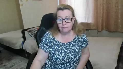 FrauMartha online show from May 1, 12:43 pm