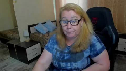 FrauMartha online show from June 14, 1:13 pm