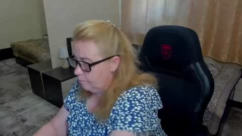 FrauMartha online show from June 19, 12:55 pm