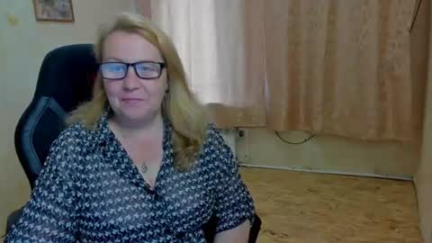 FrauMartha online show from July 3, 1:05 pm