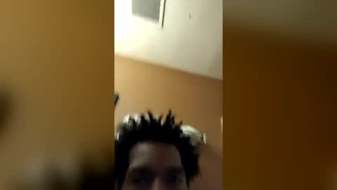 freak179602 online show from July 6, 8:00 pm