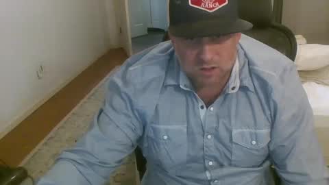 poundyouout1969 online show from December 27, 6:20 pm