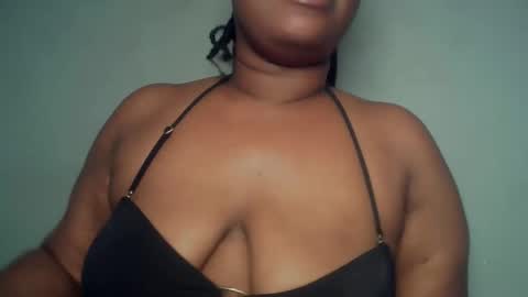 freaky slut5 online show from April 30, 4:50 am