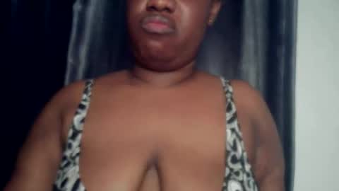 freaky slut5 online show from April 23, 12:29 pm
