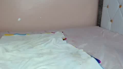 Frecky online show from July 3, 3:33 am