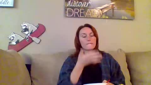 Snapshot of frecklefreaks2025 chatting on October 14, 11:19 pm Freckle Freaks online show from October 14, 11:19 pm