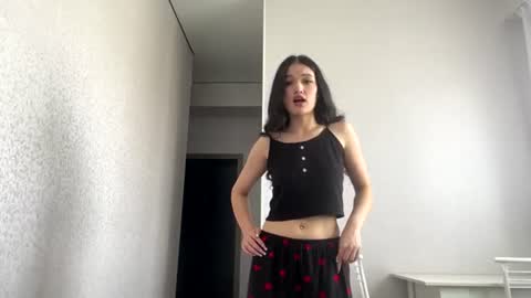Mia online show from June 26, 5:46 am