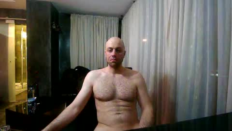 freddow online show from November 12, 11:18 pm