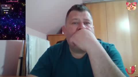 freeboy80180 online show from February 27, 6:35 am