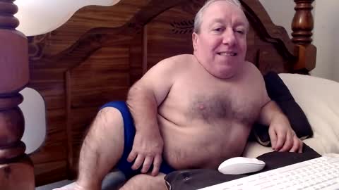 Cute Lil Man online show from April 28, 4:06 am