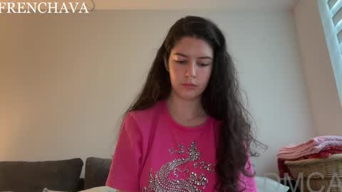 Ava online show from April 8, 3:15 pm