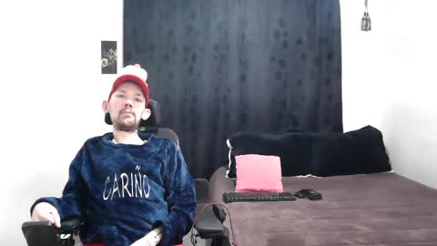 Thomas y Sophia online show from December 22, 11:11 am