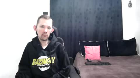 Thomas y Sophia online show from February 16, 11:49 am