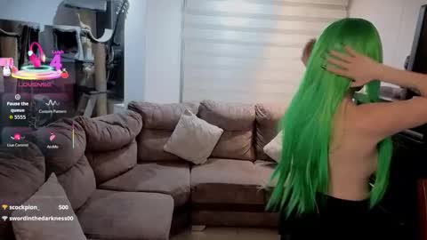 freyaa_sorceress online show from March 5, 7:28 am