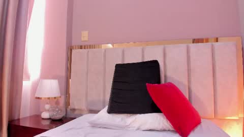 Freya Cameron online show from June 12, 1:10 pm