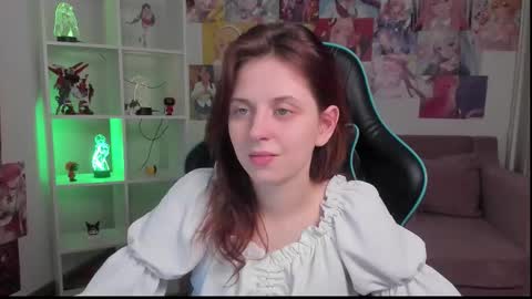 FreyaVey online show from February 24, 5:32 am