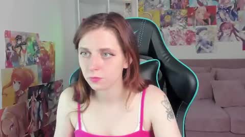 FreyaVeys online show from June 15, 5:32 am