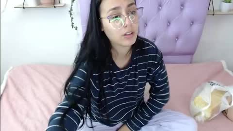 Freyja online show from October 5, 2:31 am