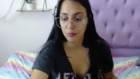 Freyja online show from November 13, 11:29 pm