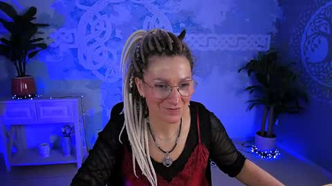 Frida Tander online show from May 5, 5:14 am
