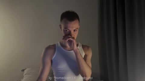 Snapshot of fromedcam chatting on October 15, 10:43 pm ED online show from October 15, 10:43 pm