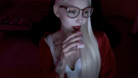 Lilith online show from June 2, 8:00 pm