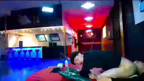 THOMAS AND DAMIAND online show from September 23, 6:47 pm