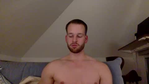 frozenyoga online show from November 5, 8:33 pm