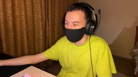 froztai online show from December 4, 7:46 pm